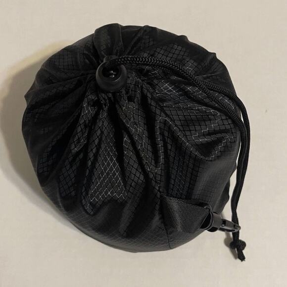 new WANDER PLUS+ Travel Pillow – Memory Foam Neck Support Airplanes & Cars Gray - Picture 3 of 10